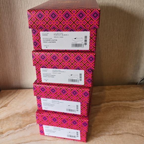 Tory Burch Eleanor Loafers - Picture 9 of 11